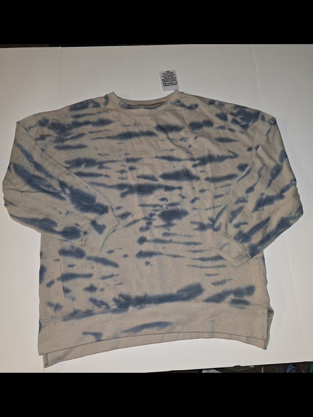 Like Love Blue Tie Dye Crewneck Sweatshirt NWT Size Medium